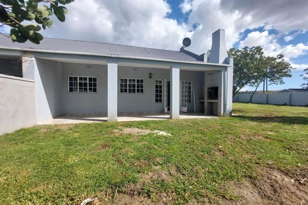 This spacious semi detached House on a well known Farm, 7 km outside Stellenbosch, in Vlottenburg area, are available from 1 December ...