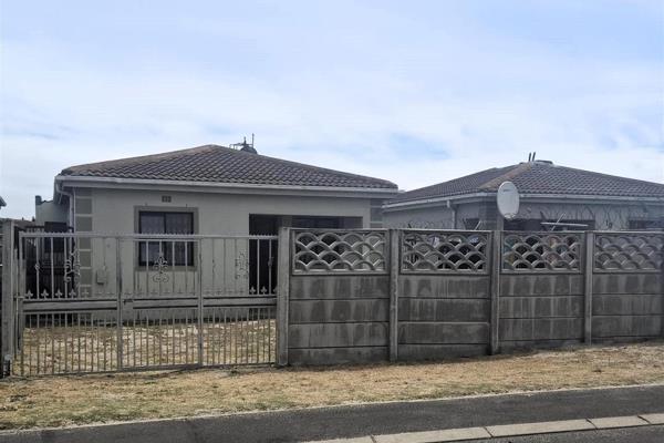 Offers Starting from R899,000 will be considered. 

This Charming Two-Bedroom Home with Flatlet is situated in Mandalay, Mitchells ...