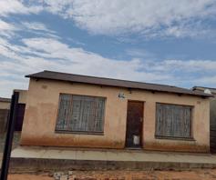 House for sale in Tembisa Central