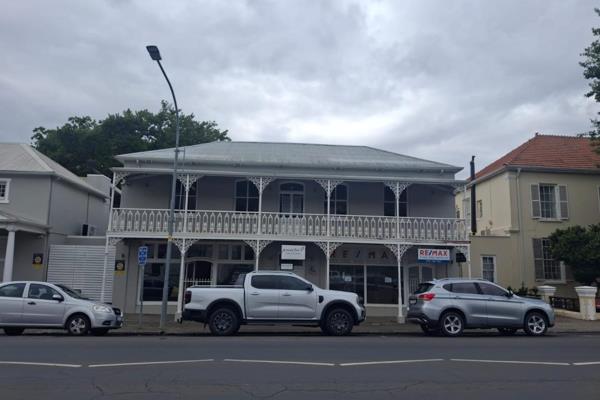 This commercial space is located on Paarl Main Road and has all the bells and whistles.
Beautiful old building on the outside; the ...