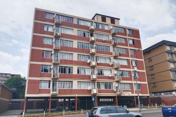 Investment Opportunity: Bachelor Flat in Pretoria Central for Sale!
Seize this chance to ...