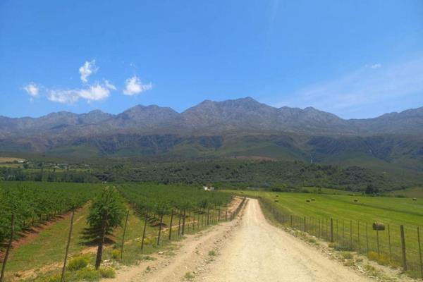 ***EXCLUSIVE MANDATE***

Discover this rare gem—a stunning 2.1-hectare plot in the picturesque Matjiesrivier Valley, nestled at the ...