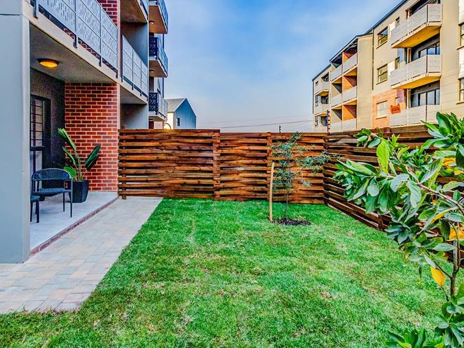 Eco, Lifestyle and Security Development to Rent in Country View