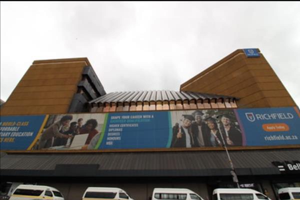 Shop 16 in the Standard Bank Building:

Unit Size: 3233 sqm
Availability: Immediately ...