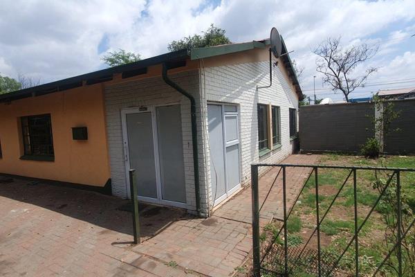 This spacious house is situated in Wolmer, Pretoria North. It has 3 bedrooms, 2 ...