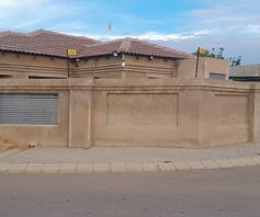 House for sale in Seshego 9L