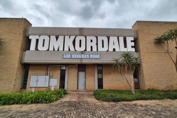 This spacious 239m2 first-floor white box office to let in the Tomkordale Building. ...