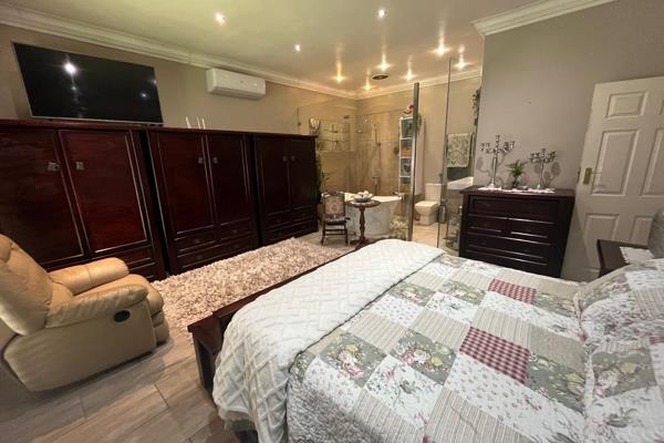 Cozy Bachelor Apartment with Convenient Amenities

This bachelor apartment is perfect for a single tenant seeking a low-maintenance ...