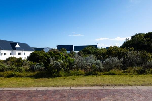 Welcome to a rare opportunity to own a prime plot in the prestigious St Francis Links ...