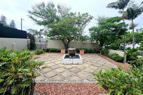 Spacious 5-Bedroom Freestanding Home for Rent in Ballito – Walking Distance to the Beach! 

This stunning double-story home offers ...