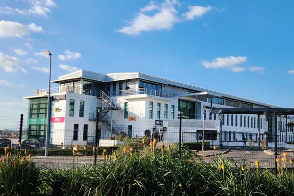 Located on the first floor of Cecilia Square in Paarl, these premium A-grade offices ...