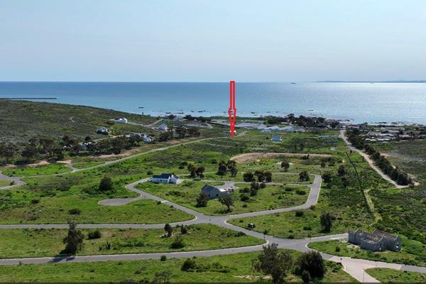 A lovely good-sized stand located in the beautiful St Helena Views, St Helena Bay. The ...