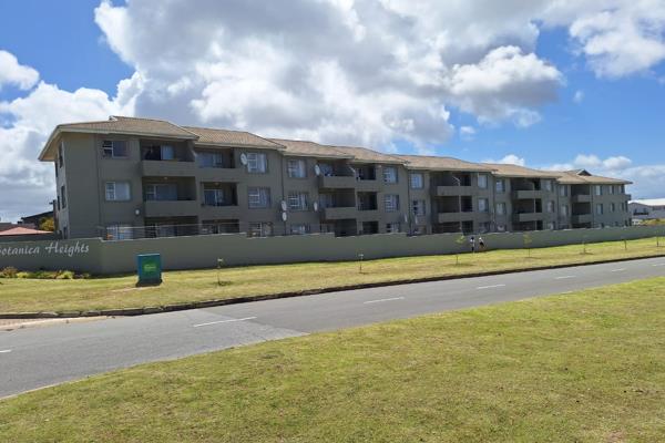 Ground floor, 2 bedroom, 2 bathroom apartment.

In a safe and secure complex.

Close to the Heiderand Mall, South Cape College and ...