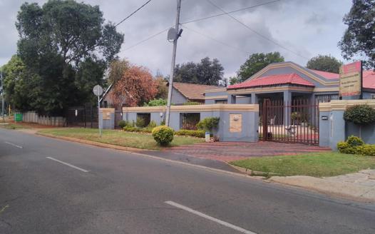 4 Bedroom House for sale in Witpoortjie