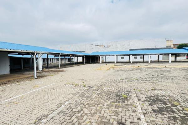 This 12,385sqm industrial yard is available to let at R123,850 per month plus VAT. The ...