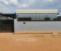 House for sale in Thulani