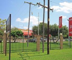 Commercial Property for sale in Kameelfontein