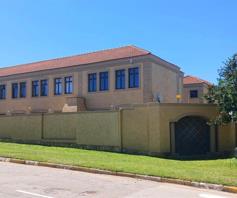 Townhouse for sale in Ferreira Town