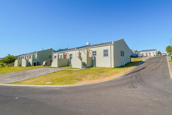 HOUSE SHARE

Four-bedroom house, all with en-suite bathrooms to rent in Mt Simon Estate from 1 February 2025.

The rental amount for ...