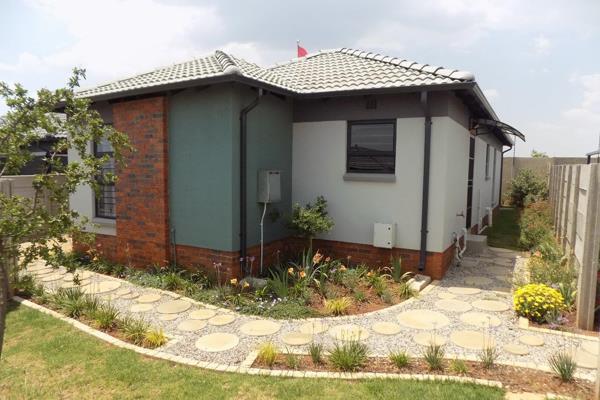 Discover Your Dream Home: Modern Elegance Awaits IN STAR SECURITY ESTATE IN SOWETO
Step ...