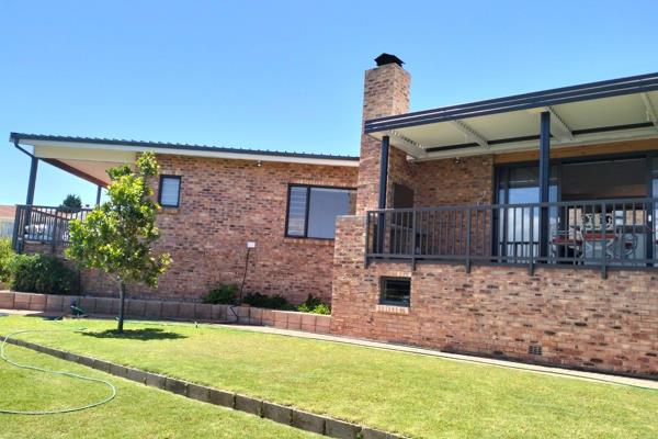 IN ASSOCIATION WITH MIDBRAK PROPERTY FORUM (SOLE MANDATE HOLDER

Step into this bright, north-facing gem nestled in scenic ...