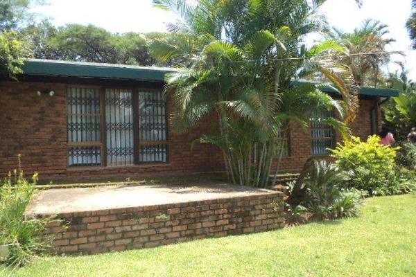 House for sale in Aquapark.

This charming 4 bedroom, 2 bathroom family home, offers a comfortable layout and a fantastic ...