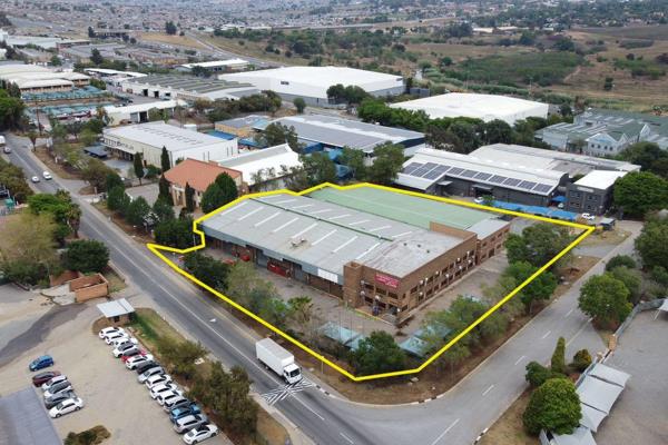 !! Sole mandate !!

This A-Grade industrial premises is now available for sale and offers an excellent opportunity for manufacturing or ...