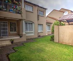 Townhouse for sale in Glen Marais