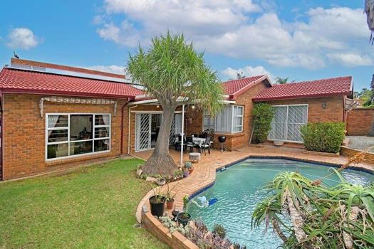 3 Bedroom House for sale in Marais Steyn Park