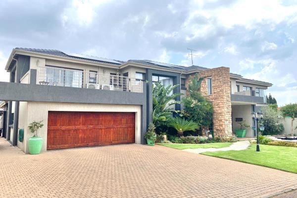 EXQUISITE, MODERN AND IMMACULATE - MAJESTIC 690 SQM FAMILY HOME ON A 1036 SQM STAND

A Spectacular Architecturally Designed ...