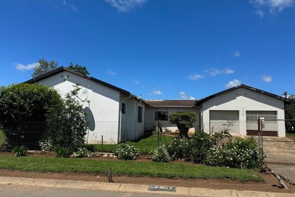 AUCTION to be held on Tuesday, 04 February 2025  at the East London Golf Club.

This property in situated in extension 10, on a 894sqm ...