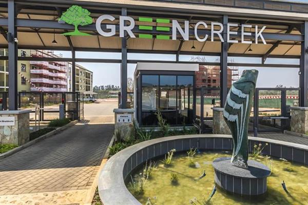 Lovely 2 Bedroom Unit !

This Stunning Unit In Greencreek Lifestyle Estate has ...