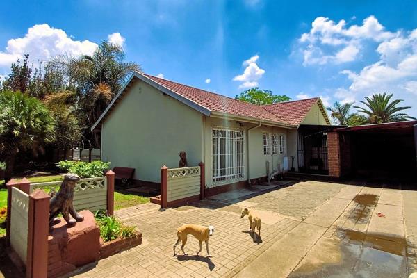 This beautiful family home offers the perfect blend of comfort, space, and entertainment options. Situated in Vanderbijlpark SE6, this ...