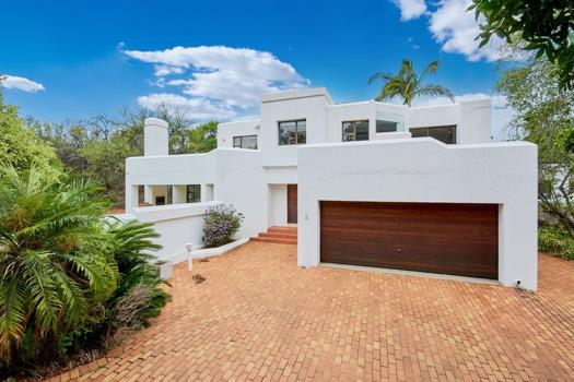 5 Bedroom House for sale in Fourways Gardens