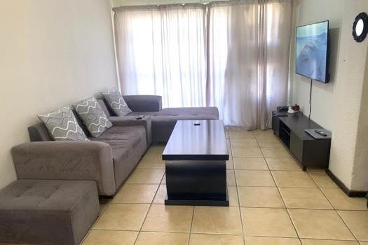 2 Bedroom Apartment / Flat for sale in Laser Park