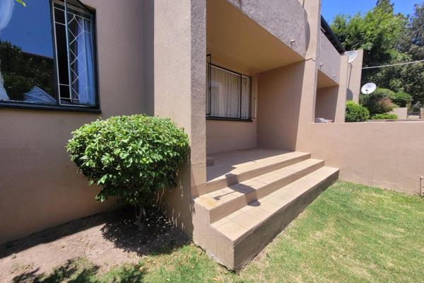 2-Bedroom ground floor townhouse with private garden.
 
The home features a spacious ...