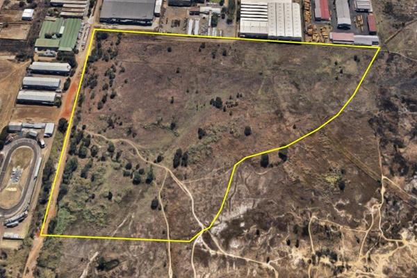 Discover an exceptional investment opportunity with this expansive industrial land, perfectly located to meet the demands of modern ...