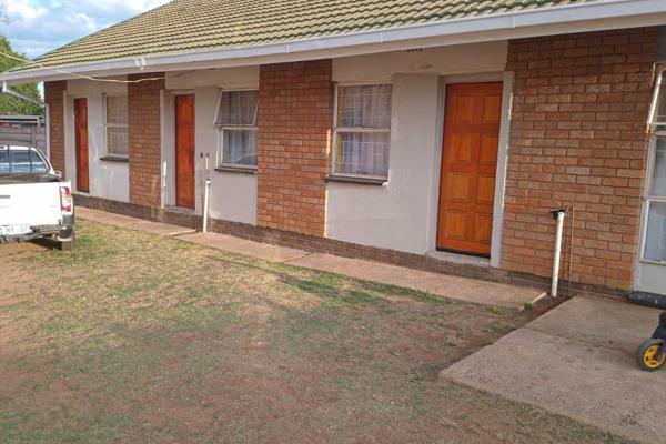 Unlock the potential of this exceptional investment property in Lindopark, offering a fantastic rental income of R38,000 per month. Set ...