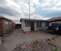 House for sale in Embalenhle Ext 5