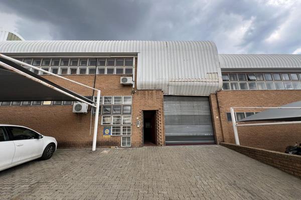 This mini-unit, is available for sale in the heart of Halfway House, Midrand, offers a ...