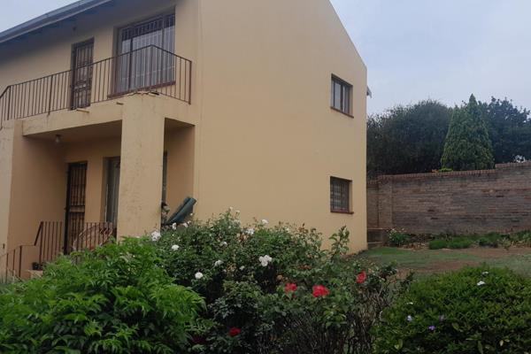 This double storey house is set in 1200 sqm land. situated in the well known suburb of Naturena it offers easy access to public ...