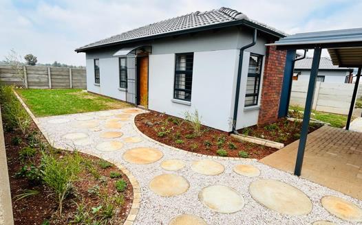 3 Bedroom House for sale in Protea Glen