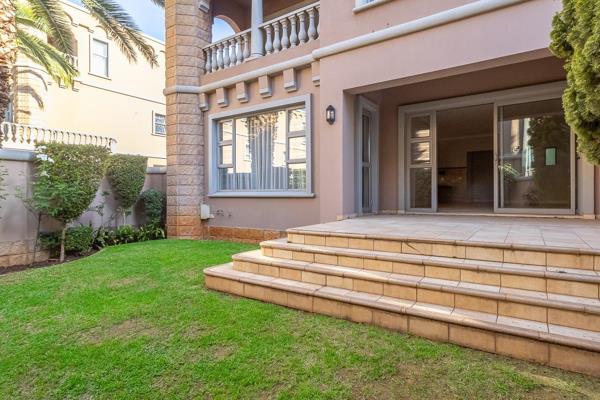 Available immediately. The property is rented unfurnished. 175 m&#178; of comfortable living. Elegant double-volume entrance. Excellent ...