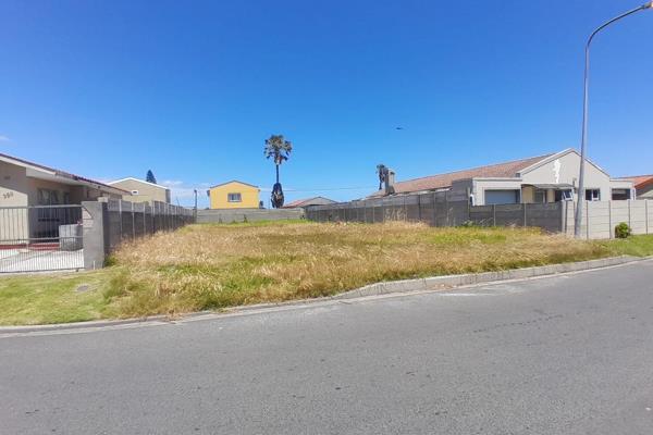 Vacant Land For Sale In Lotus River
Are you looking for a golden opportunity that combines location and potential to build your dreams ...