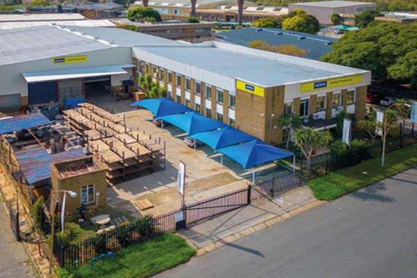 This standalone warehouse features Two floors of office space and a dedicated yard area. Conveniently located near OR Tambo ...