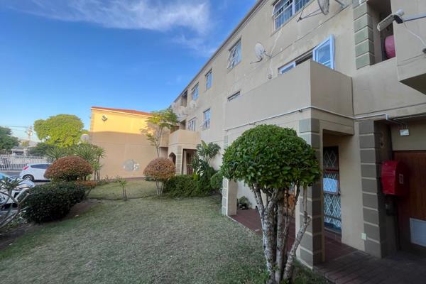 Discover the perfect combination of comfort, convenience, and charm in this spacious ground-floor apartment.

Apartment Features
2 ...