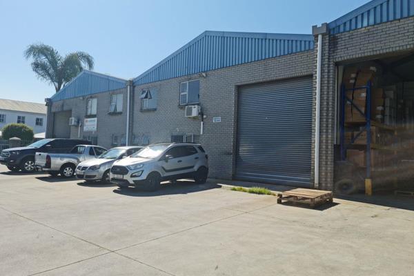 539m2 Warehouse TO LET in Saxenburg Park, Blackheath.

2 x Big Roller Shutter ...