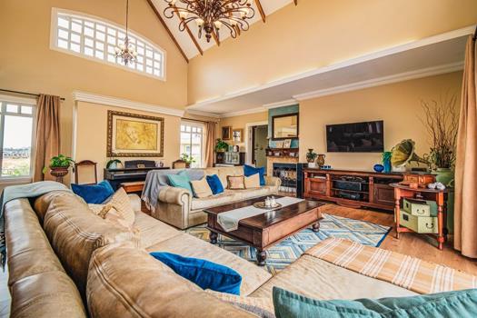 4 Bedroom House for sale in Ebotse Golf Estate