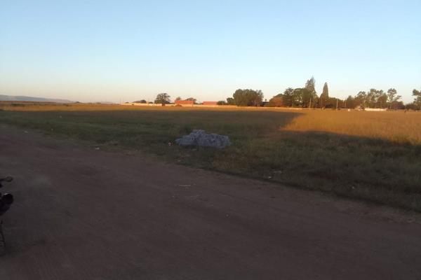 Situated in Meyerton.
********* Well Priced ********
********* Bulk fees paid *******
Ready to build.
Zoning: Residential 2
This prime ...