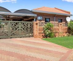 House for sale in Roodekop